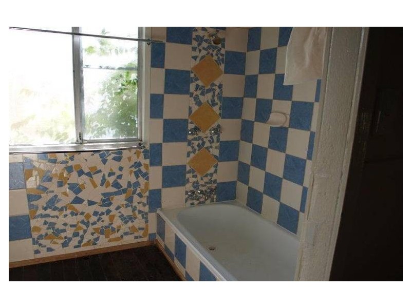 West Gladstone QLD 4680