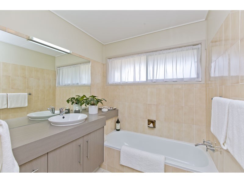 9 Werong Crs, Cleveland QLD 4163