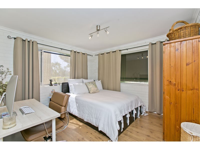 9 Werong Crs, Cleveland QLD 4163