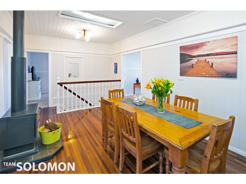 16 Moore Street, Victoria Point QLD 4165