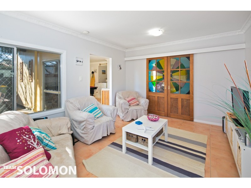 16 Moore Street, Victoria Point QLD 4165