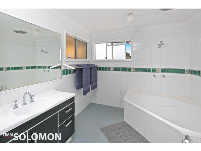 16 Moore Street, Victoria Point QLD 4165