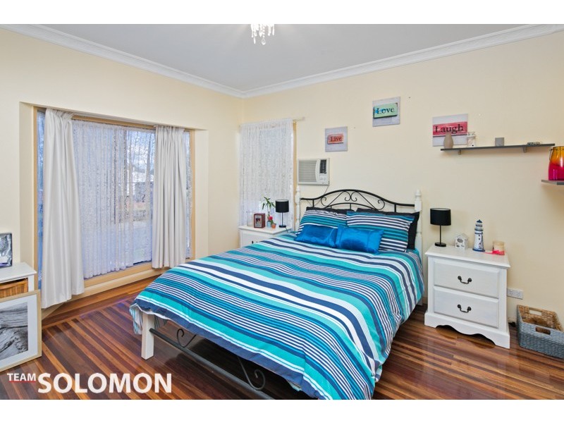 16 Moore Street, Victoria Point QLD 4165