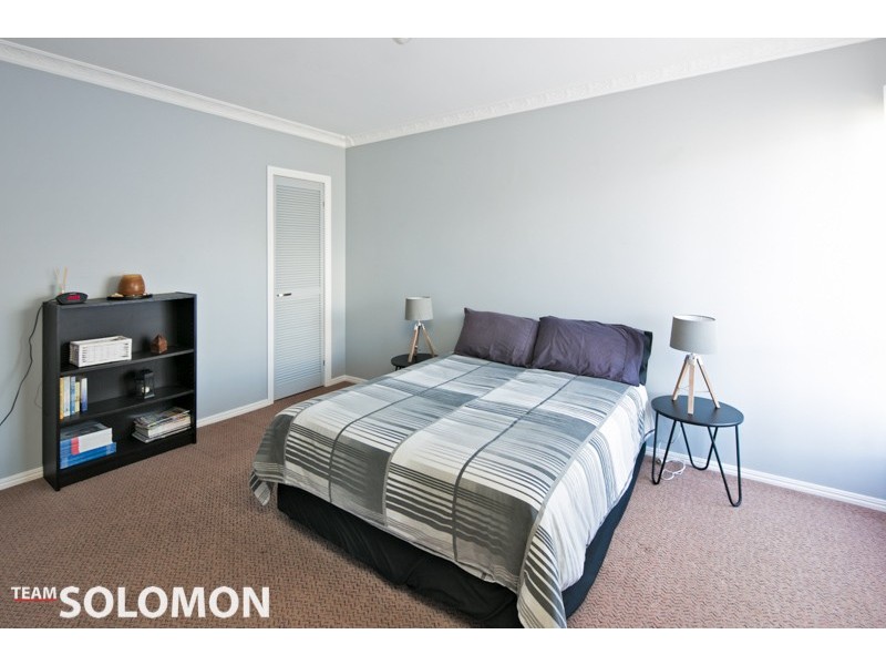 16 Moore Street, Victoria Point QLD 4165