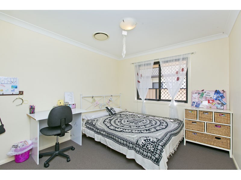 9 Pitman Place, Redland Bay QLD 4165