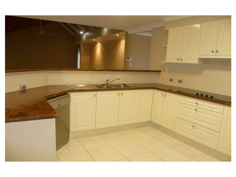 39 Anchorage Drive, Cleveland QLD 4163