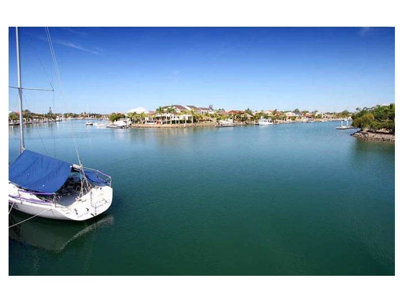 39 Anchorage Drive, Raby Bay QLD 4163