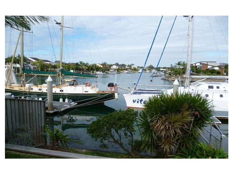 39 Anchorage Drive, Raby Bay QLD 4163