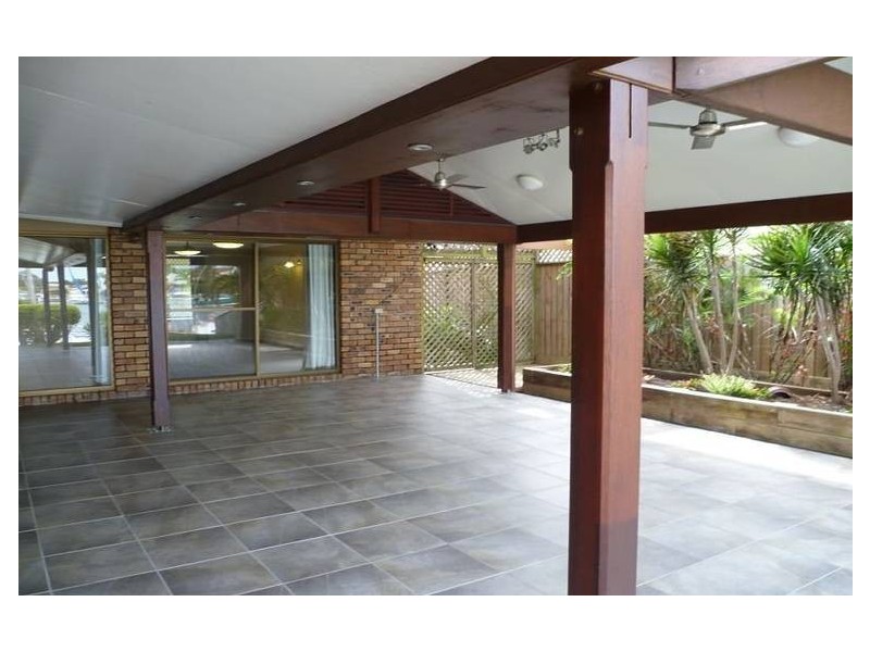 39 Anchorage Drive, Raby Bay QLD 4163