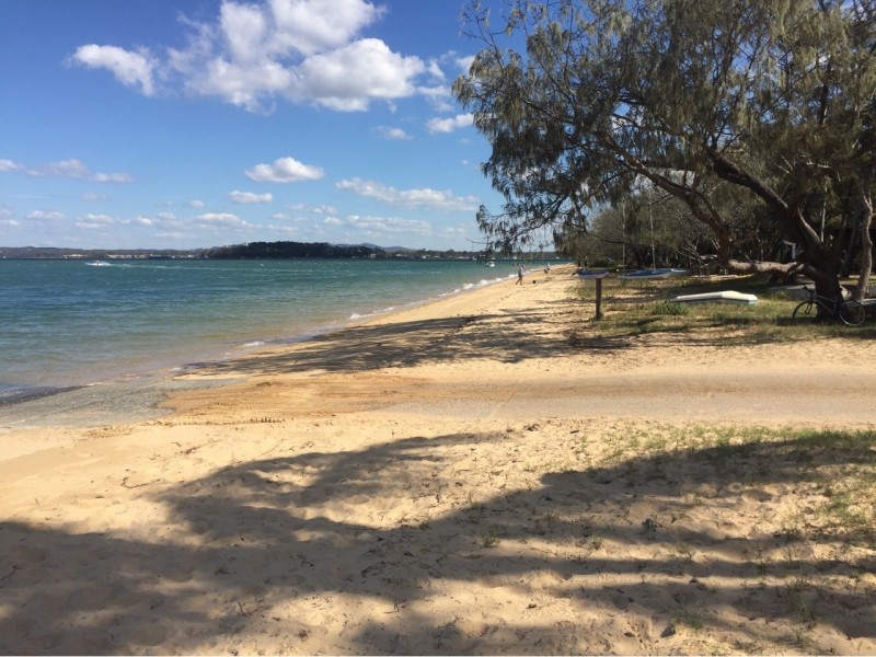 3 Carefree Street, Coochiemudlo Island QLD 4184