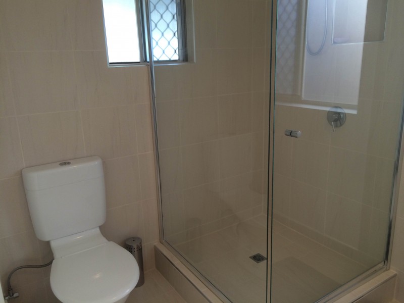 4 Holloway Street, Birkdale QLD 4159