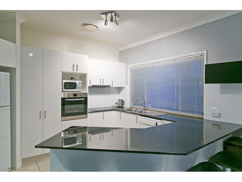 17 Bush Cherry Place, Thornlands QLD 4164