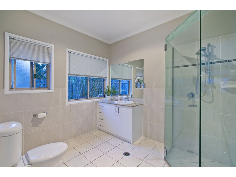17 Bush Cherry Place, Thornlands QLD 4164