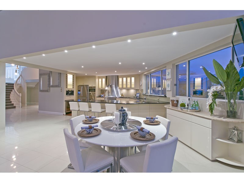 23-25 Voyagers Court, Raby Bay QLD 4163