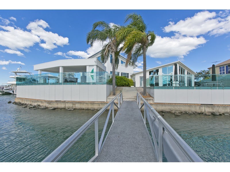 23-25 Voyagers Court, Raby Bay QLD 4163