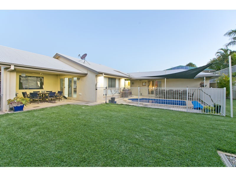 42 Tudar Place, Thornlands QLD 4164
