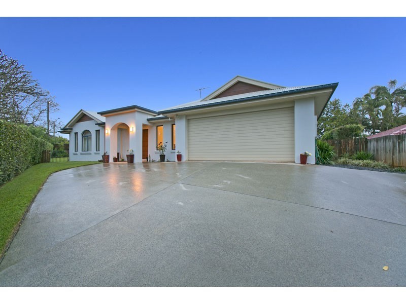 37 Spurs Drive, Wellington Point QLD 4160
