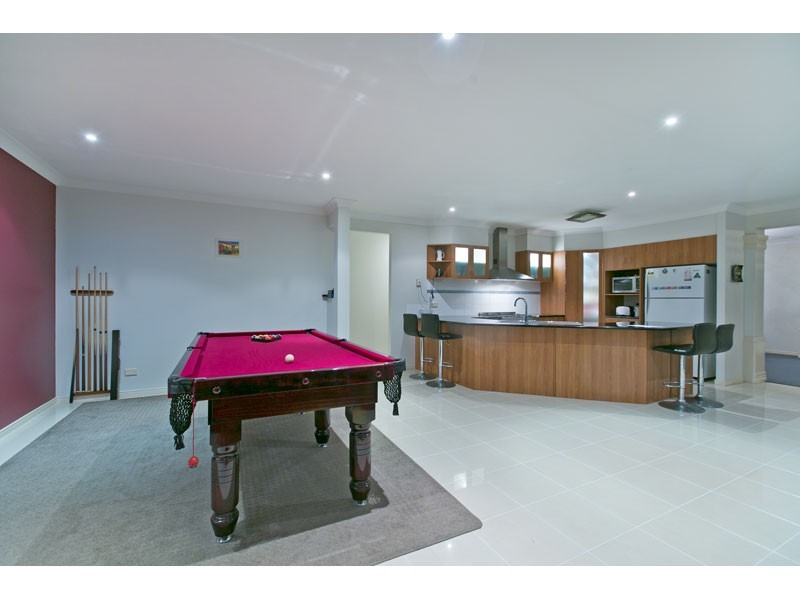 37 Spurs Drive, Wellington Point QLD 4160