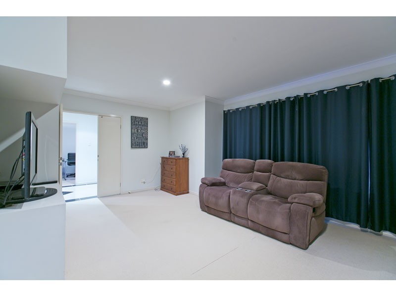 37 Spurs Drive, Wellington Point QLD 4160