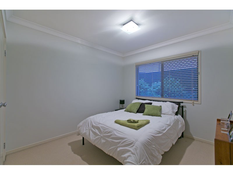 37 Spurs Drive, Wellington Point QLD 4160