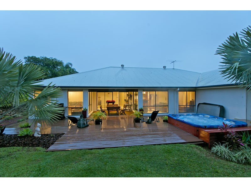 37 Spurs Drive, Wellington Point QLD 4160