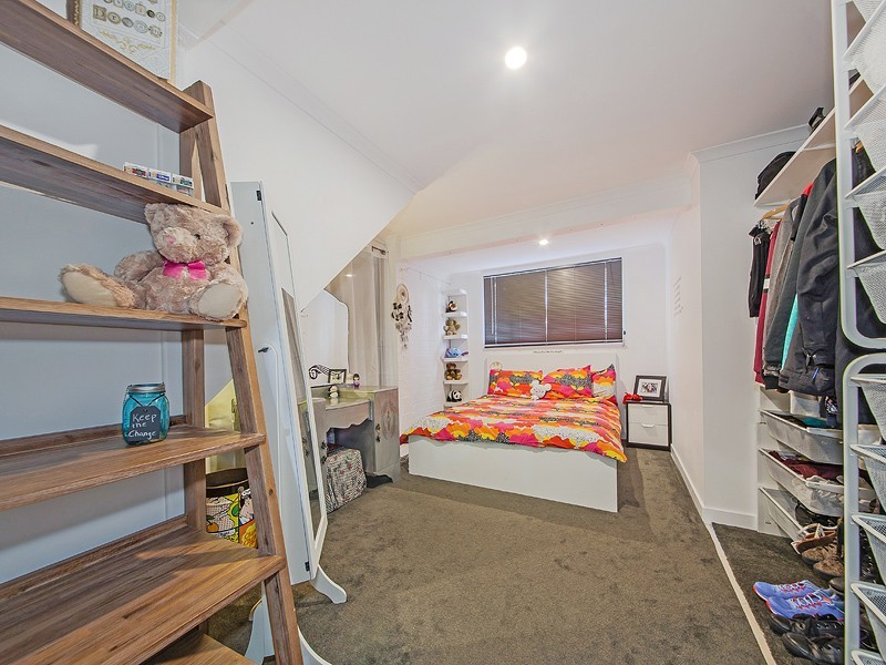 39-41 Thomas Street, Birkdale QLD 4159