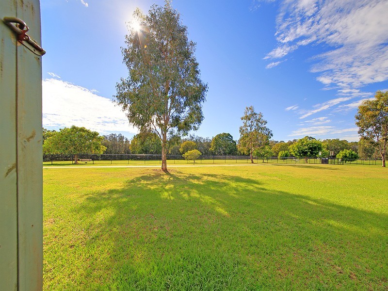 39-41 Thomas Street, Birkdale QLD 4159
