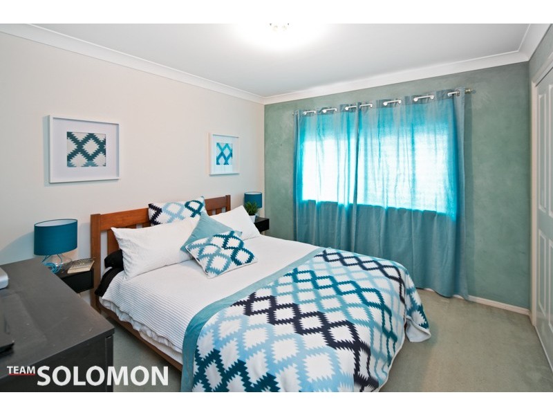 9 Johnston Avenue, Birkdale QLD 4159
