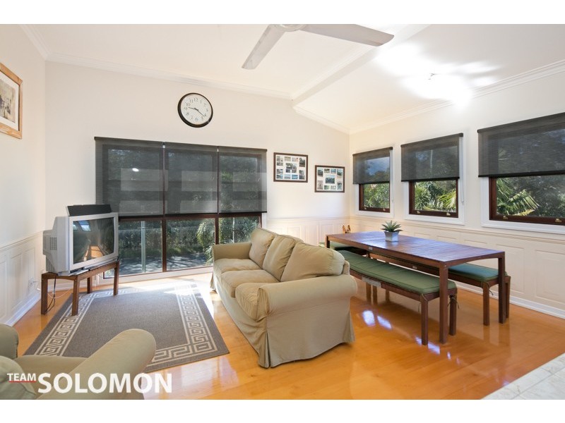 1 Kingfisher St, Coochiemudlo Island QLD 4184