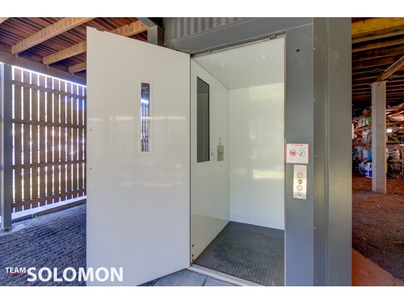 1 Kingfisher St, Coochiemudlo Island QLD 4184