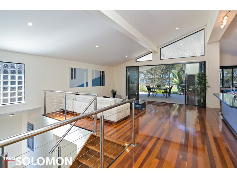 10 White Street, Victoria Point QLD 4165