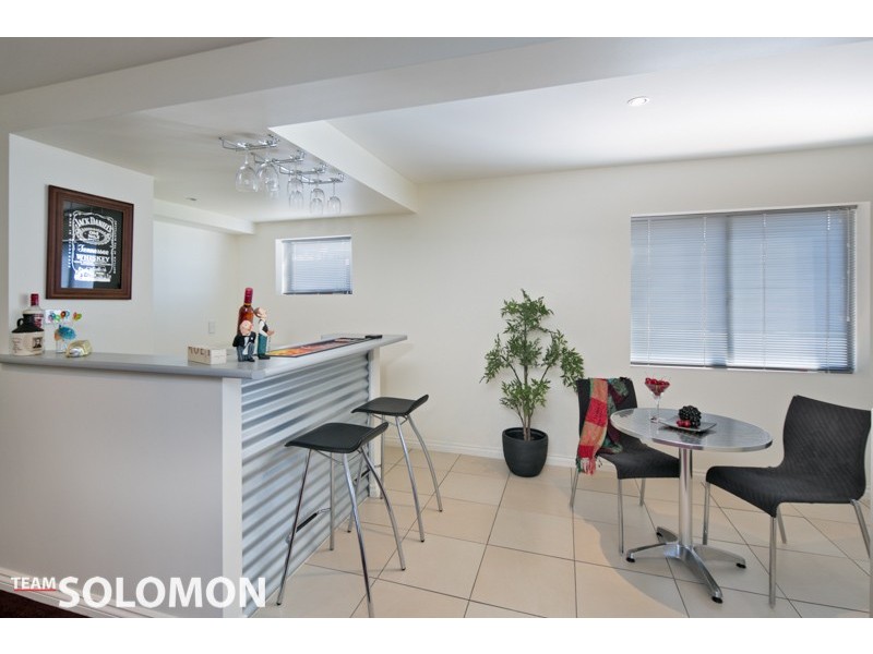 10 White Street, Victoria Point QLD 4165