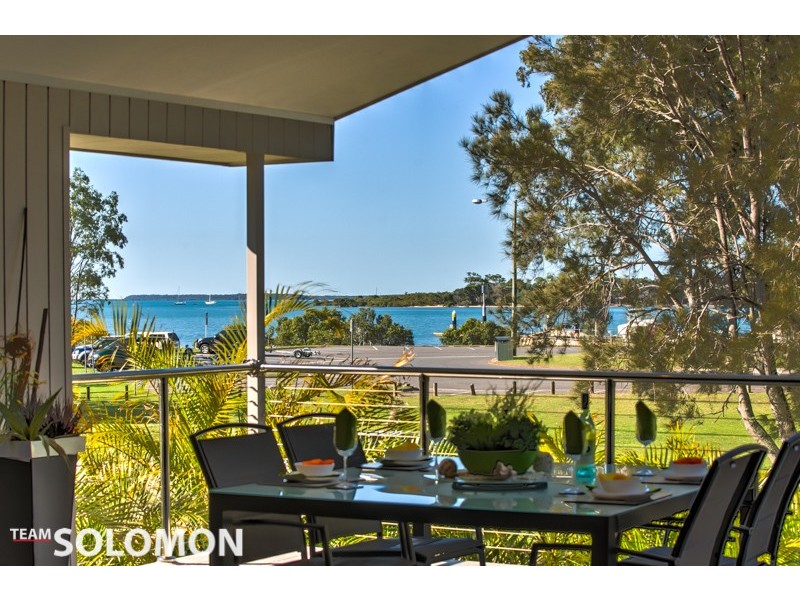 10 White Street, Victoria Point QLD 4165