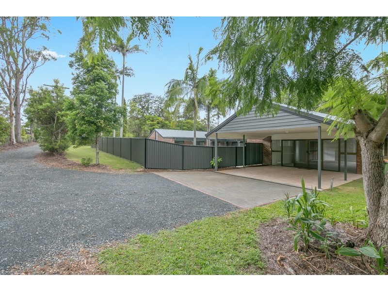 37 Woodlands Drive, Thornlands QLD 4164