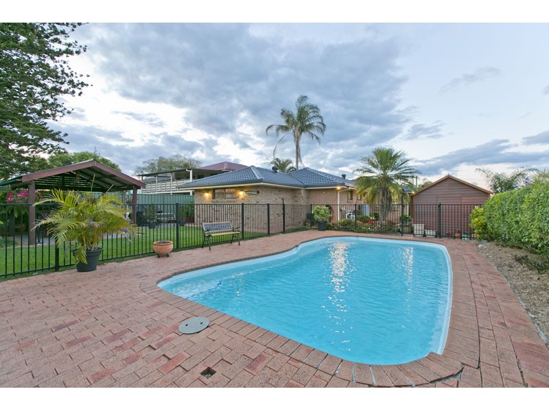 10 Kingston Ave, Alexandra Hills QLD 4161