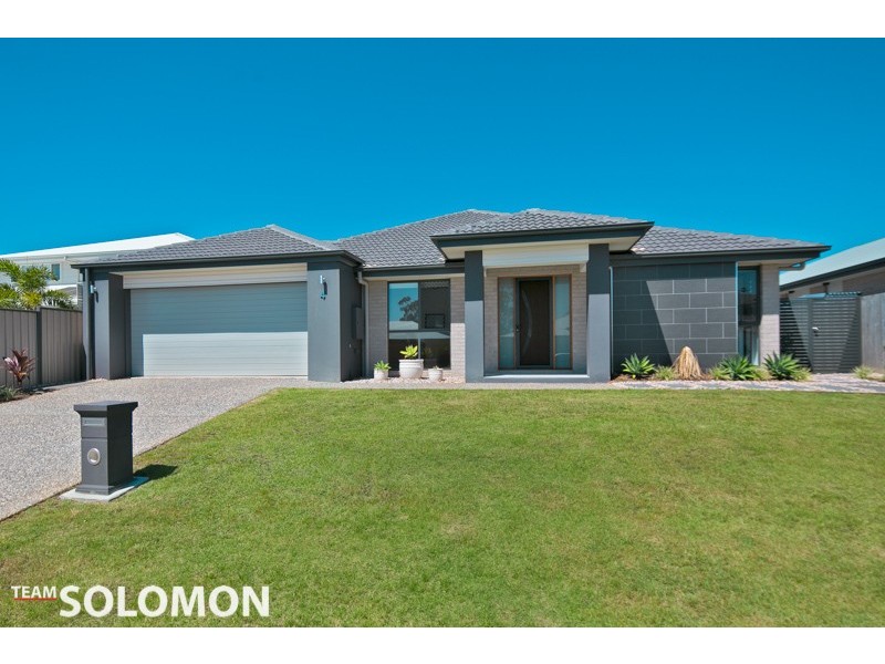 4 Hoskins Drive, Wellington Point QLD 4160