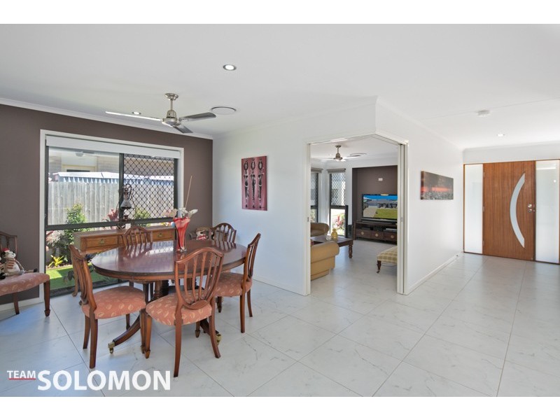 4 Hoskins Drive, Wellington Point QLD 4160