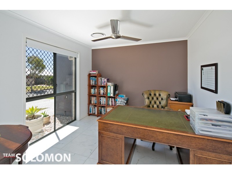 4 Hoskins Drive, Wellington Point QLD 4160