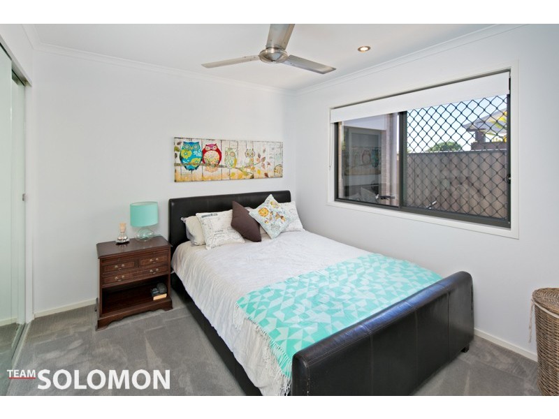 4 Hoskins Drive, Wellington Point QLD 4160