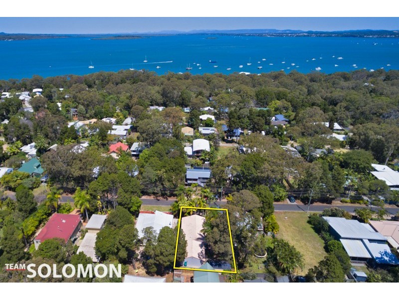 14 Shirley Street, Coochiemudlo Island QLD 4184