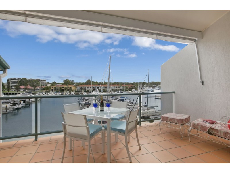 52/18-20 Masthead Drive, Cleveland QLD 4163