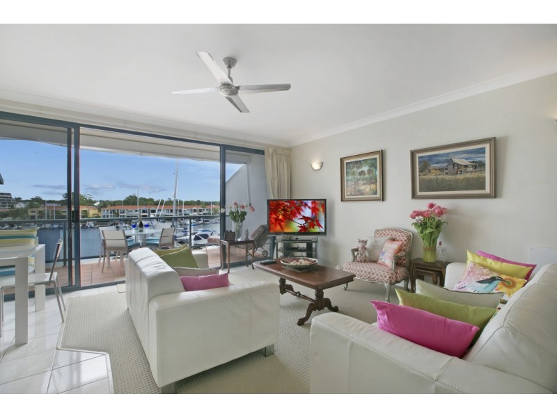 52/18-20 Masthead Drive, Cleveland QLD 4163