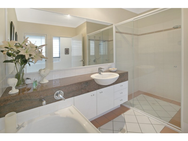 52/18-20 Masthead Drive, Cleveland QLD 4163