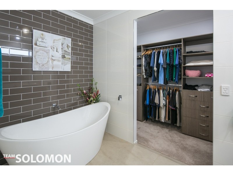 61 Waterville Drive, Thornlands QLD 4164