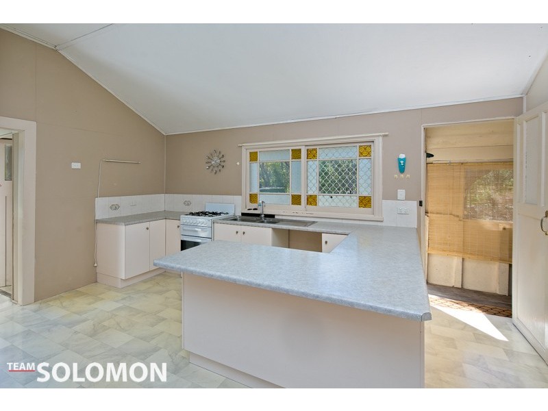15 London Road, Belmont QLD 4153