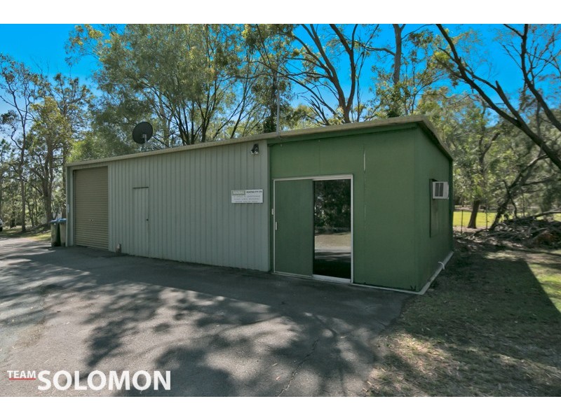 15 London Road, Belmont QLD 4153