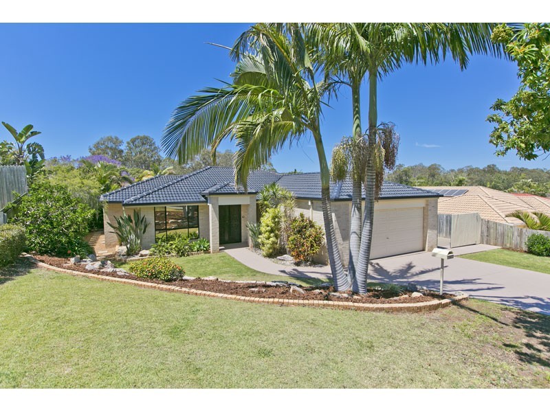 14 Manor Drive, Wellington Point QLD 4160