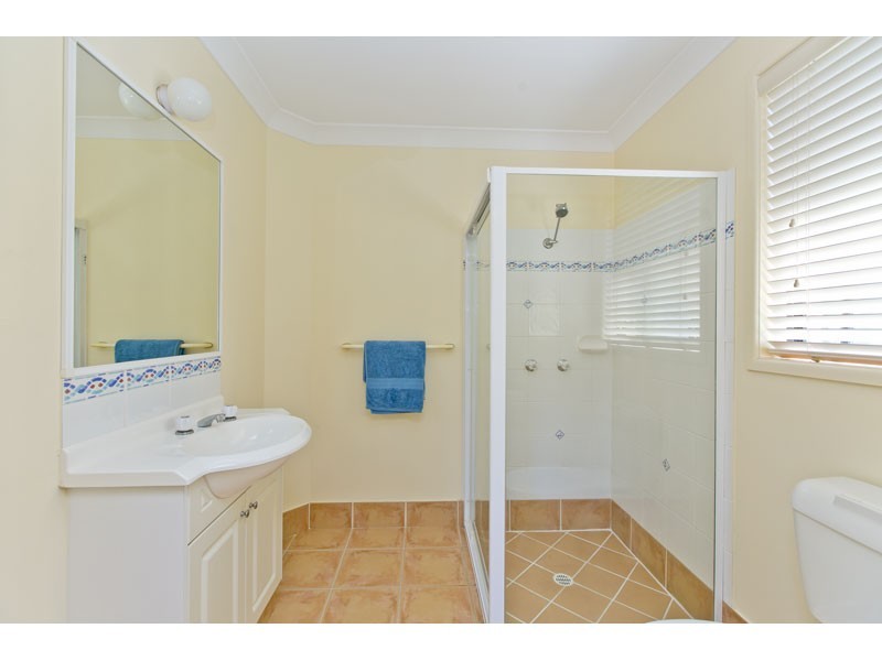 14 Manor Drive, Wellington Point QLD 4160