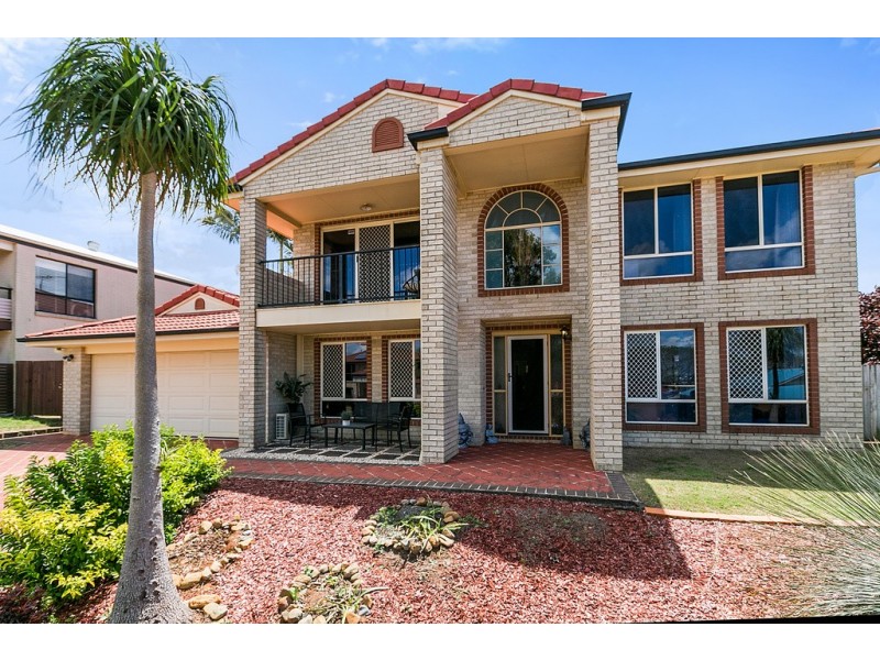 4 Brampton Close, Redland Bay QLD 4165