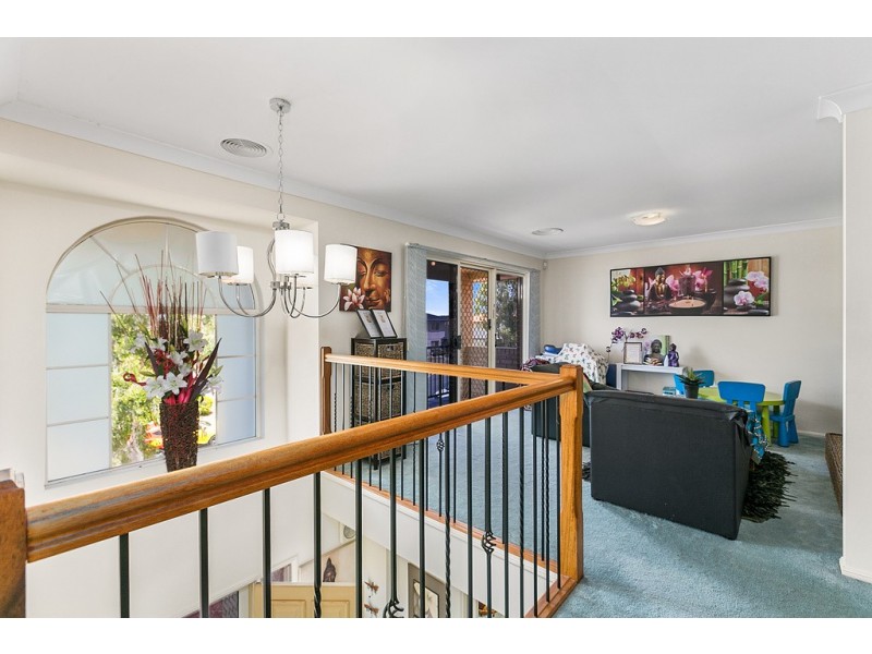 4 Brampton Close, Redland Bay QLD 4165
